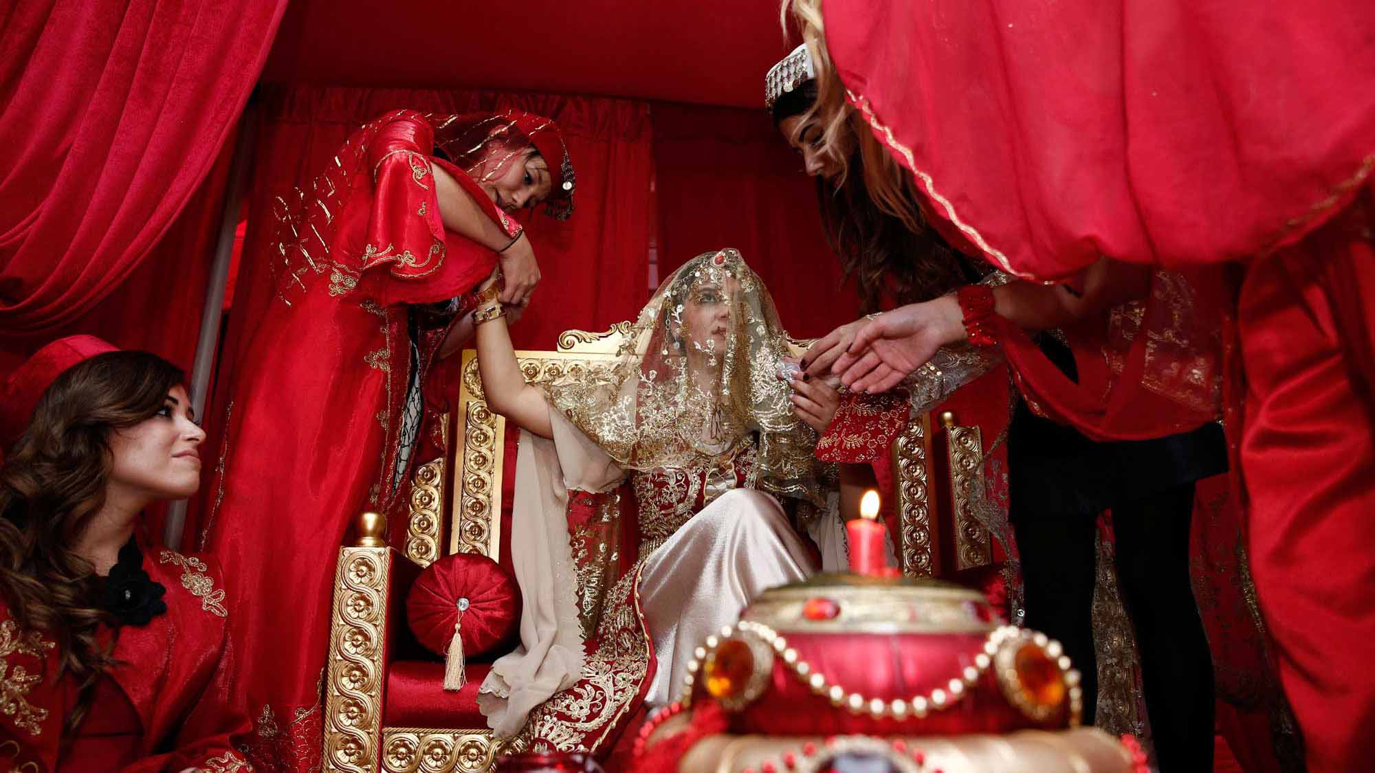 Kına Gecesi Nasıl Güzel Fotoğraf Çekilir?